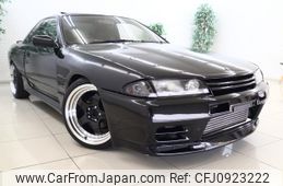 nissan skyline 1992 GOO_JP_700100203130250321003