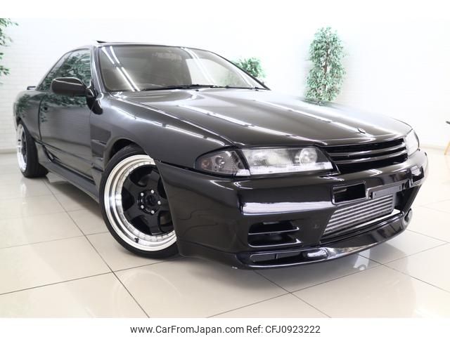 nissan skyline 1992 GOO_JP_700100203130250321003 image 1