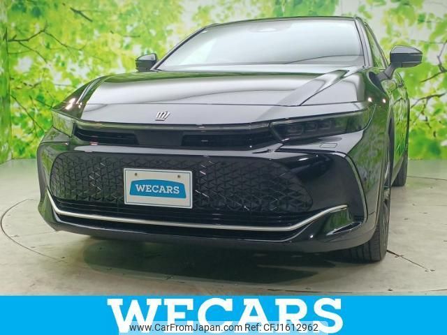 toyota crown 2023 CFJ1612962 image 1
