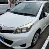 toyota vitz 2011 CFJ1864860 image 1