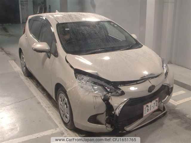 toyota aqua 2023 CFJ1651765 image 1