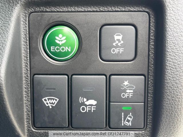 honda vezel 2019 CFJ1747791 image 2