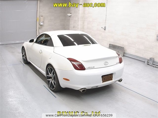 lexus sc 2012 CFJ1656239 image 2