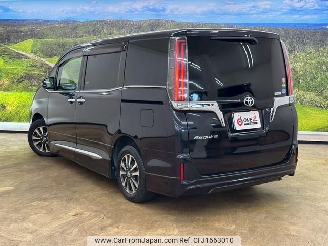 toyota esquire 2017 CFJ1663010 image 2