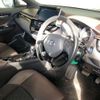 toyota c-hr 2017 quick_quick_DAA-ZYX10_ZYX10-2011638 image 4