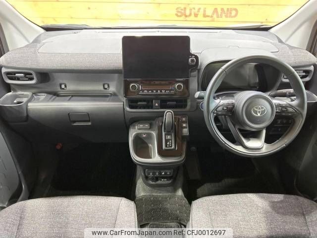 toyota sienta 2023 -TOYOTA--Sienta 6AA-MXPL10G--MXPL10-1032475---TOYOTA--Sienta 6AA-MXPL10G--MXPL10-1032475- image 2