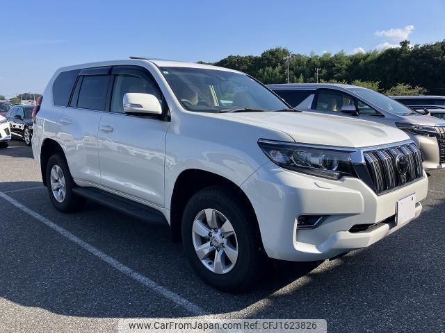 toyota land-cruiser-prado 2023 CFJ1623826 image 1