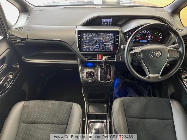 toyota voxy 2020 CFJ1723489 image 2