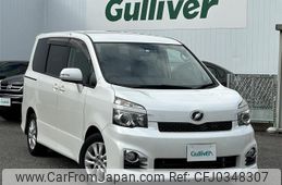 toyota voxy 2014 -TOYOTA--Voxy DBA-ZRR70W--ZRR70-0599525---TOYOTA--Voxy DBA-ZRR70W--ZRR70-0599525-