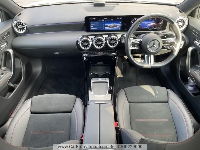 mercedes-benz a-class 2023 quick_quick_5BA-177084_W1K1770842V173121 image 2