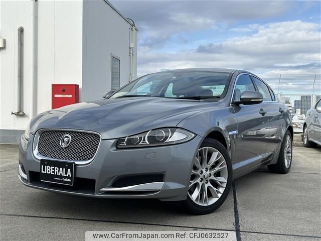 jaguar xf 2014 -JAGUAR--Jaguar XF Series CBA-J05PC--SAJKC06M3DPU05925---JAGUAR--Jaguar XF Series CBA-J05PC--SAJKC06M3DPU05925- image 1