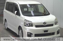 toyota voxy 2011 -TOYOTA--Voxy ZRR70W-0424632---TOYOTA--Voxy ZRR70W-0424632-