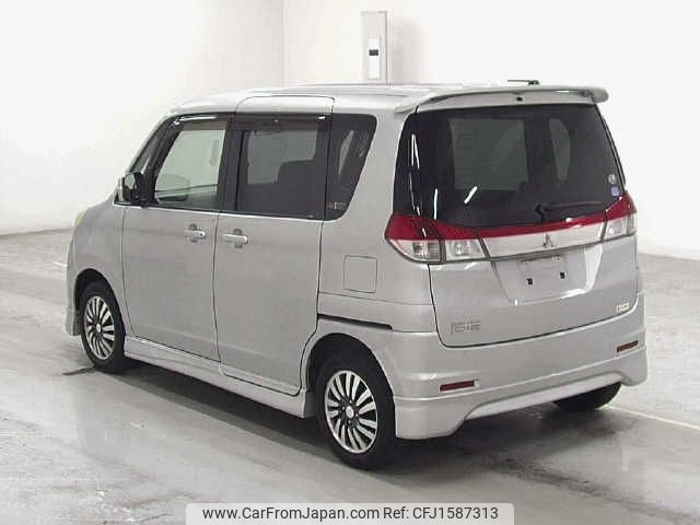 mitsubishi delica-d2 2012 CFJ1587313 image 2