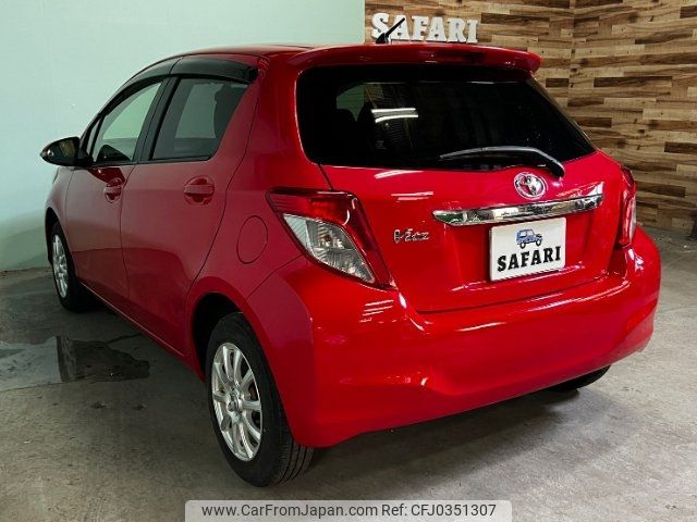 toyota vitz 2012 -TOYOTA--Vitz KSP130--2064624---TOYOTA--Vitz KSP130--2064624- image 2