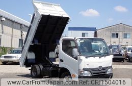 hino dutro 2013 CFJ1504016