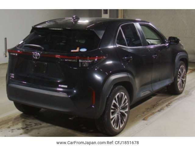 toyota yaris-cross 2022 CFJ1851678 image 2