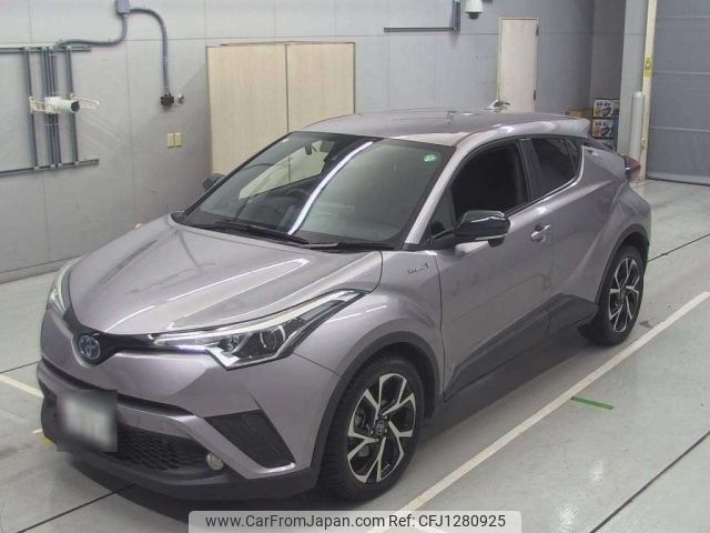 toyota c-hr 2017 -TOYOTA 【三河 330ひ3927】--C-HR ZYX10-2073005---TOYOTA 【三河 330ひ3927】--C-HR ZYX10-2073005- image 1
