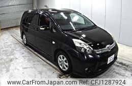 toyota isis 2013 -TOYOTA 【尾張小牧 302さ5854】--Isis ZGM10W-0049307---TOYOTA 【尾張小牧 302さ5854】--Isis ZGM10W-0049307-