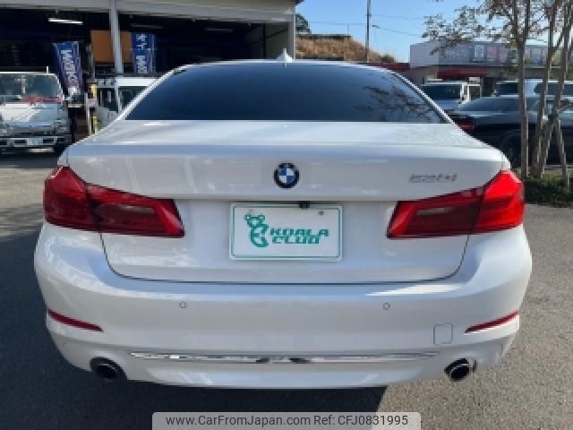 bmw 5-series 2018 quick_quick_DBA-JA20_WBAJA52090G886478 image 2