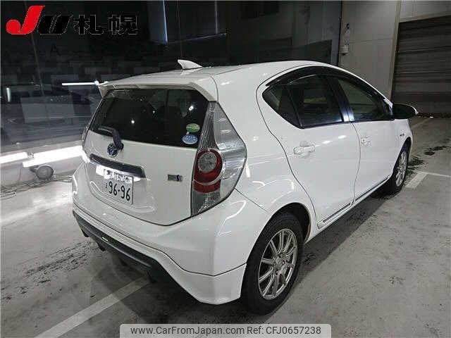 toyota aqua 2014 -TOYOTA 【札幌 504ﾏ9696】--AQUA NHP10-2373119---TOYOTA 【札幌 504ﾏ9696】--AQUA NHP10-2373119- image 2