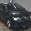 volkswagen tiguan 2019 -VOLKSWAGEN--VW Tiguan WVGZZZ5NZKW340949---VOLKSWAGEN--VW Tiguan WVGZZZ5NZKW340949- image 1