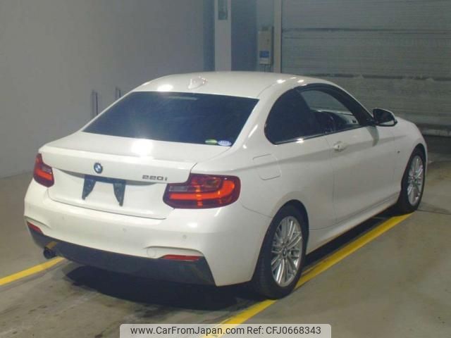 bmw 2-series 2017 quick_quick_DBA-1J20_WBA1J12050V468018 image 2