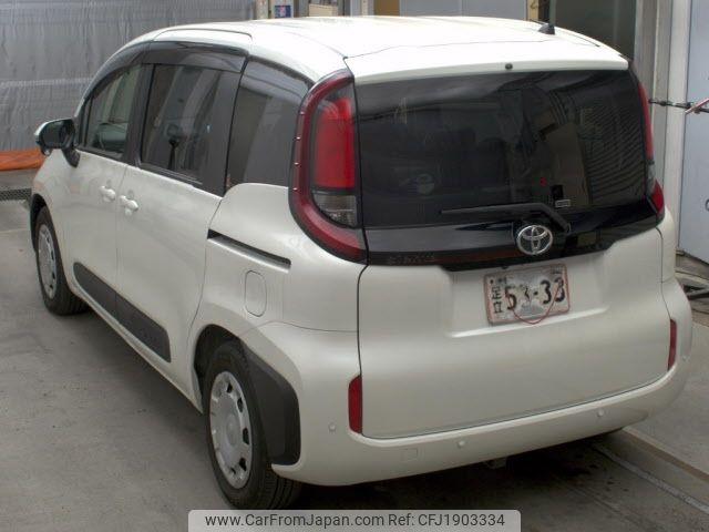 toyota sienta 2023 CFJ1903334 image 2