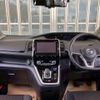nissan serena 2018 CFJ1674830 image 3