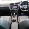 volkswagen tiguan 2017 quick_quick_5NCZE_WVGZZZ5NZJW802486 image 3