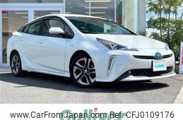 toyota prius 2019 -TOYOTA--Prius DAA-ZVW51--ZVW51-8059032---TOYOTA--Prius DAA-ZVW51--ZVW51-8059032-