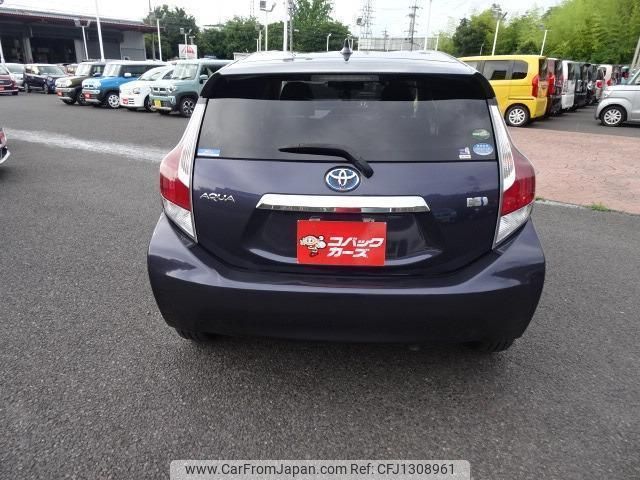 toyota aqua 2015 quick_quick_NHP10_NHP10-2458594 image 2