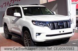 toyota land-cruiser-prado 2019 -TOYOTA--Land Cruiser Prado CBA-TRJ150W--TRJ150-0105706---TOYOTA--Land Cruiser Prado CBA-TRJ150W--TRJ150-0105706-