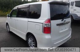 toyota noah 2010 NIKYO_DS92926