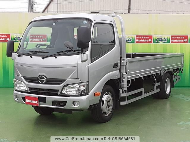 hino dutro 2019 GOO_NET_EXCHANGE_0560787A30230424W002 image 1