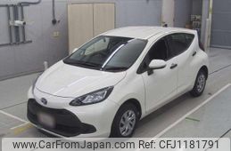 toyota aqua 2022 quick_quick_6AA-MXPK10_MXPK10-2002278