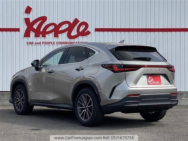 lexus nx 2022 CFJ1675755 image 2