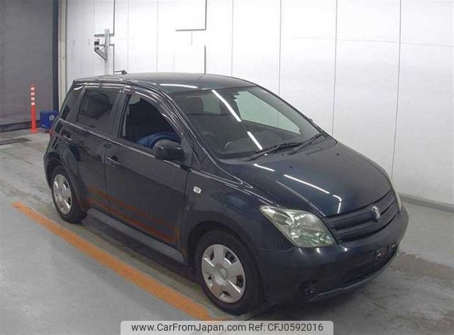 toyota ist 2004 22815 image 1