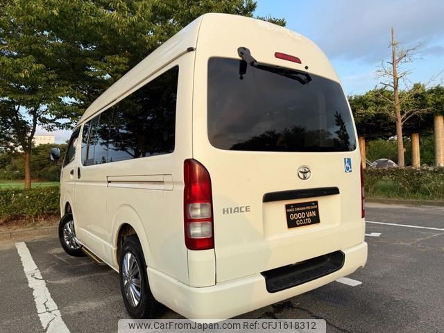 toyota hiace-van 2011 CFJ1618312 image 2
