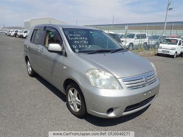 toyota raum 2006 22164 image 1