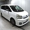 toyota voxy 2013 CFJ1571566 image 1