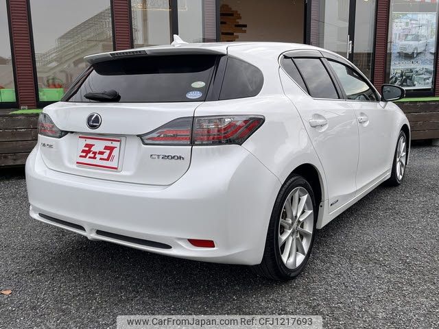 lexus ct 2011 -LEXUS--Lexus CT DAA-ZWA10--ZWA10-2015379---LEXUS--Lexus CT DAA-ZWA10--ZWA10-2015379- image 2
