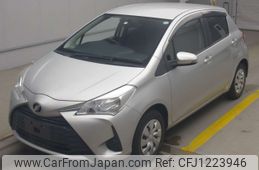 toyota vitz 2018 -TOYOTA--Vitz KSP130-2214625---TOYOTA--Vitz KSP130-2214625-