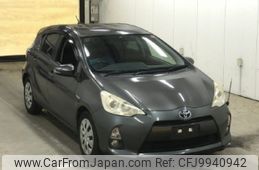 toyota aqua 2012 -TOYOTA--AQUA NHP10-2042711---TOYOTA--AQUA NHP10-2042711-