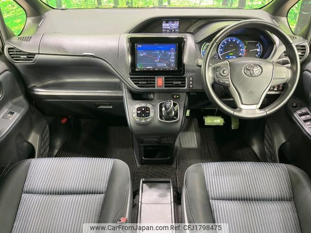 toyota voxy 2016 CFJ1798475 image 2