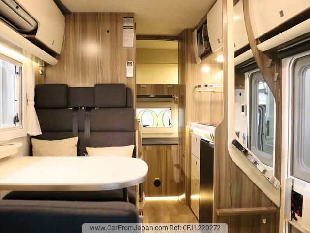 toyota camroad 2017 GOO_NET_EXCHANGE_0303041A30250522W001 image 2