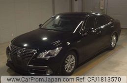 toyota crown 2013 CFJ1813570