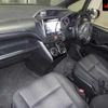 toyota voxy 2018 -TOYOTA--Voxy ZRR80W--0393151---TOYOTA--Voxy ZRR80W--0393151- image 4