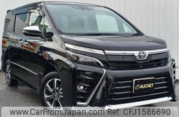 toyota voxy 2020 CFJ1586690