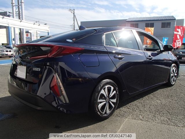 toyota prius-phv 2019 -TOYOTA--Prius PHV DLA-ZVW52--ZVW52-3057004---TOYOTA--Prius PHV DLA-ZVW52--ZVW52-3057004- image 2