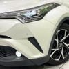 toyota c-hr 2018 CFJ1747320 image 12